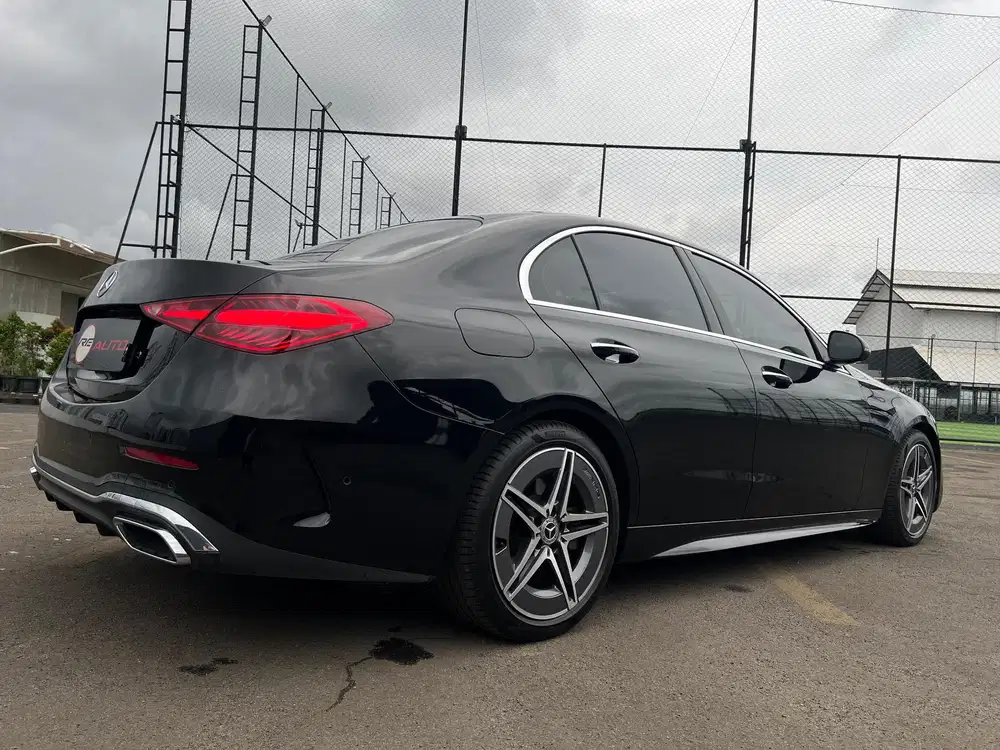 Mercedes Benz C300 AMG Line 2.0 2024