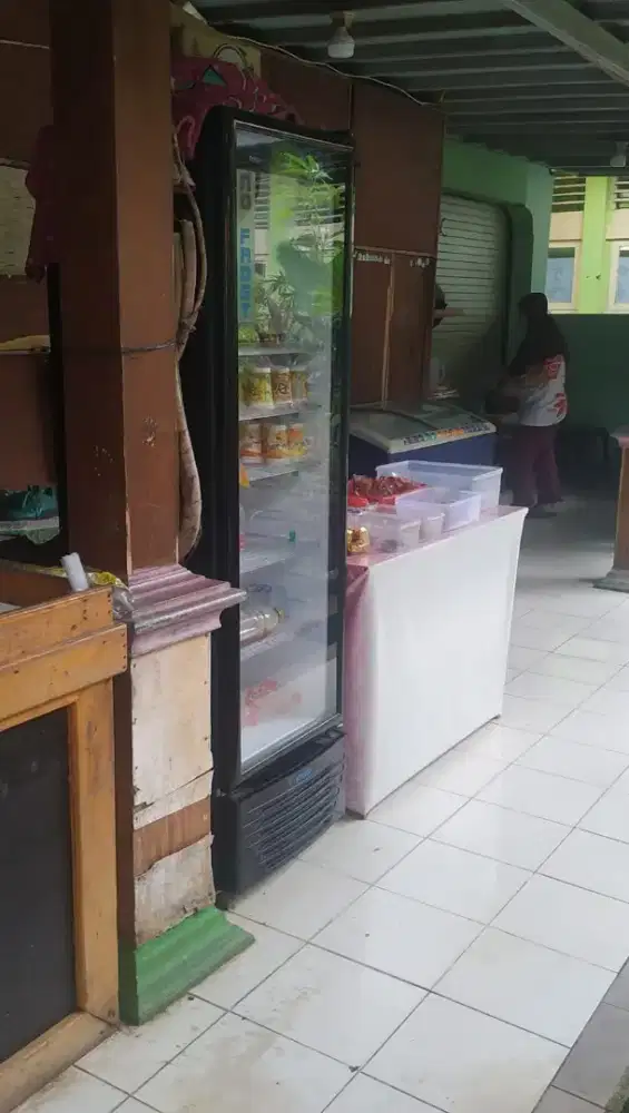 DIJUAL CEPAT SHOWCASE 5 RAK