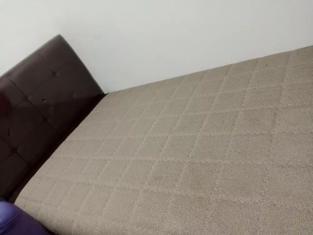 Kasur spring bed dan dipan