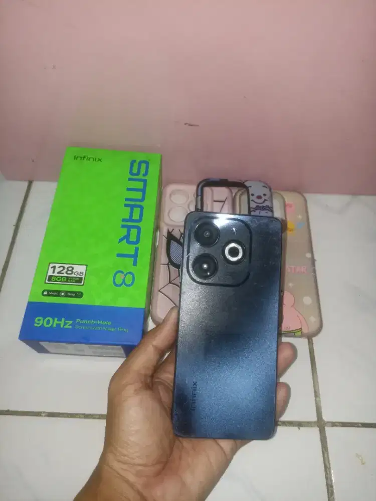 Infinix smart 8 ram 4+4 internal 128gb