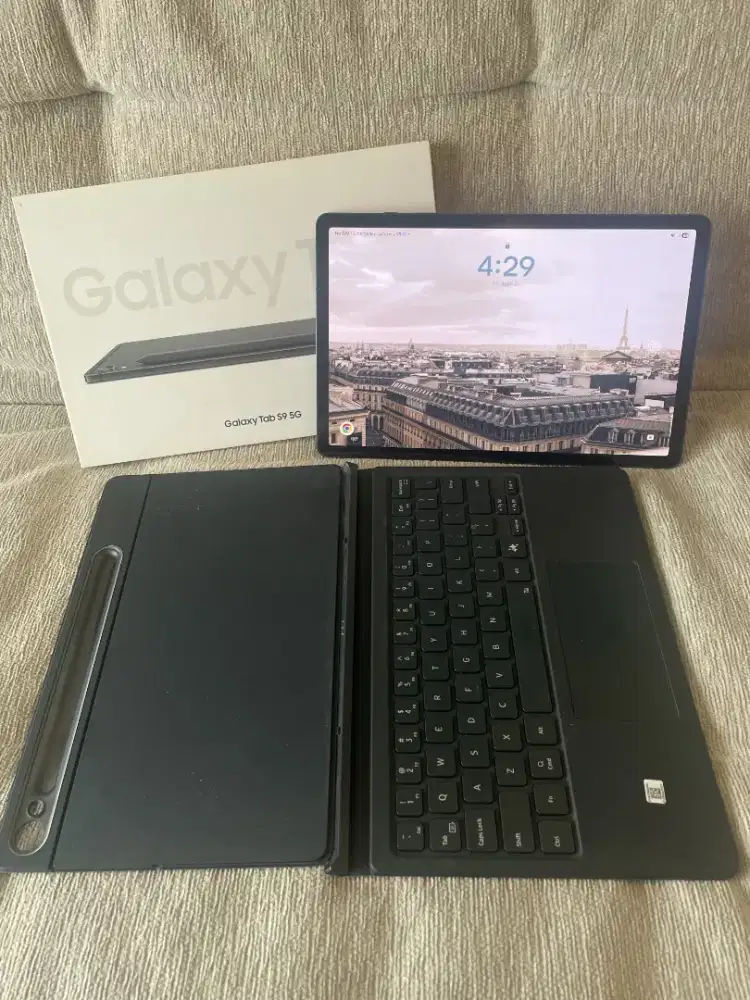 Samsung Galaxy Tab S9 5G Sein plus Keyboard