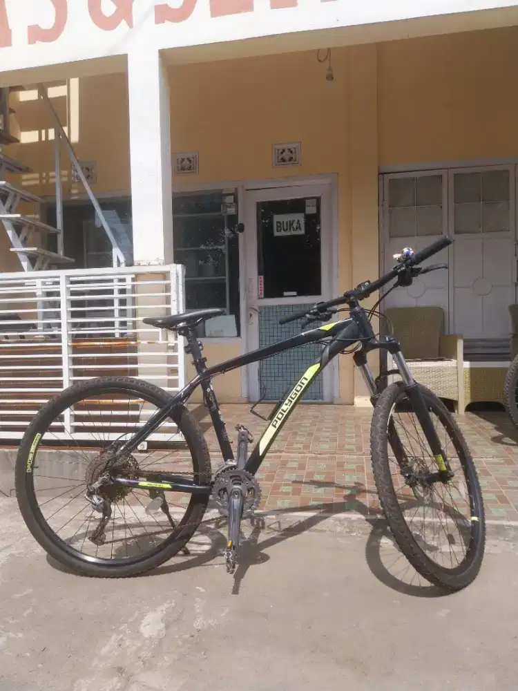 Sepeda MTB POLYGON EXTRADA 5 27,5 Hitam NEGO