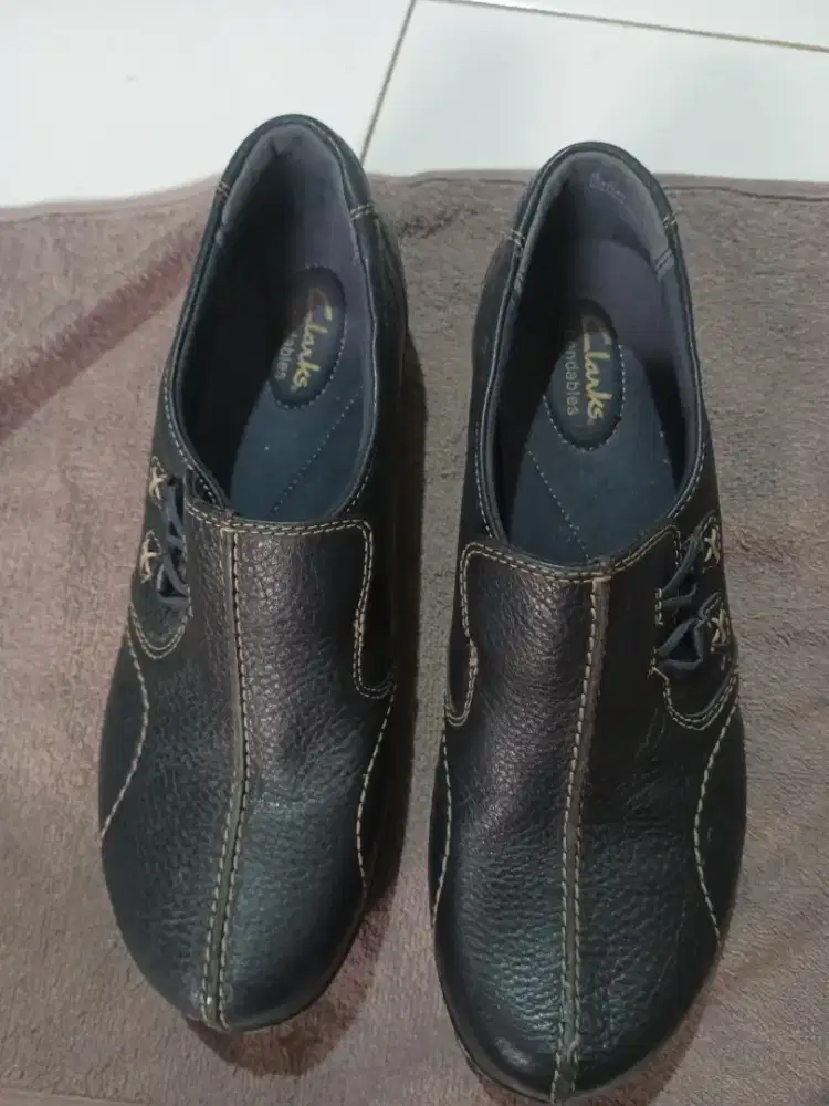 Clark Benda blas   size 38/39   100,%spt Baru (dijamin)