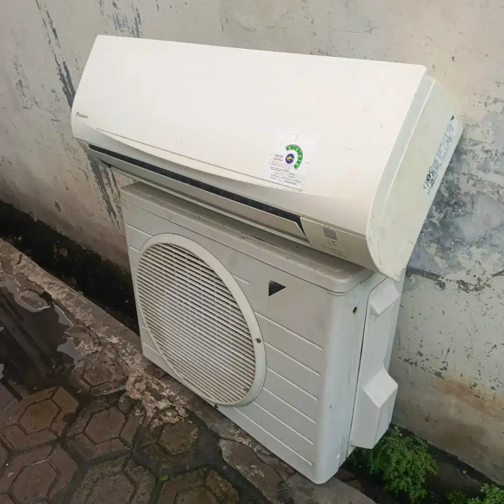 AC Daikin 1 pk Thailand