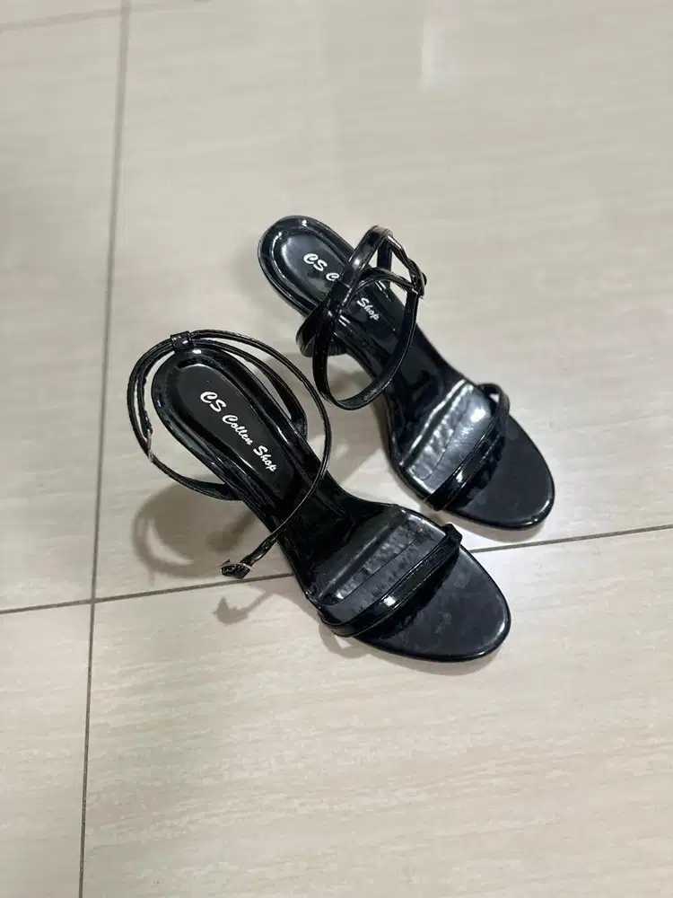 Heels Wanita uk 38