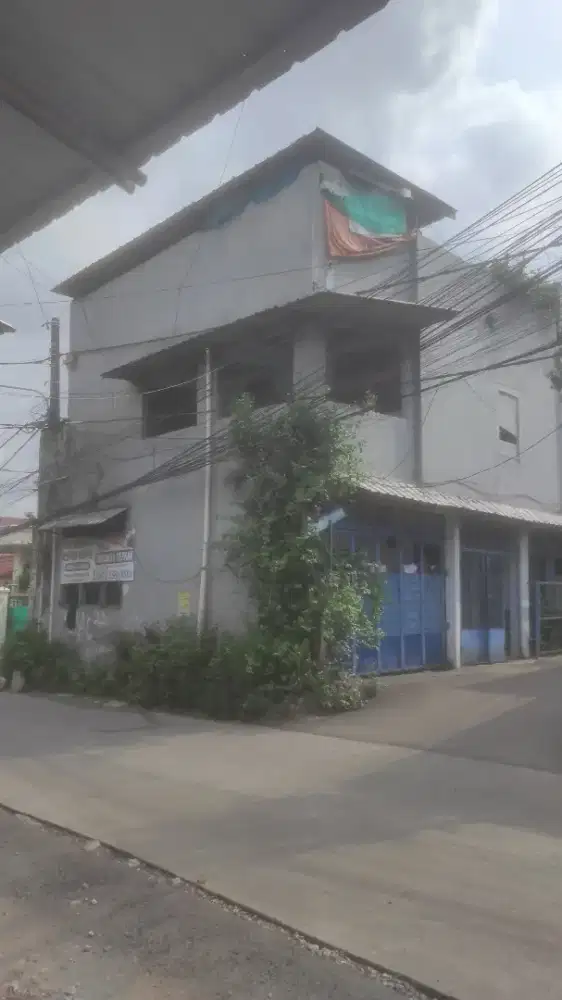 DIJUAL CEPAT Rumah Strategis Pinggir Jalan Utama di Bintara Bekasi