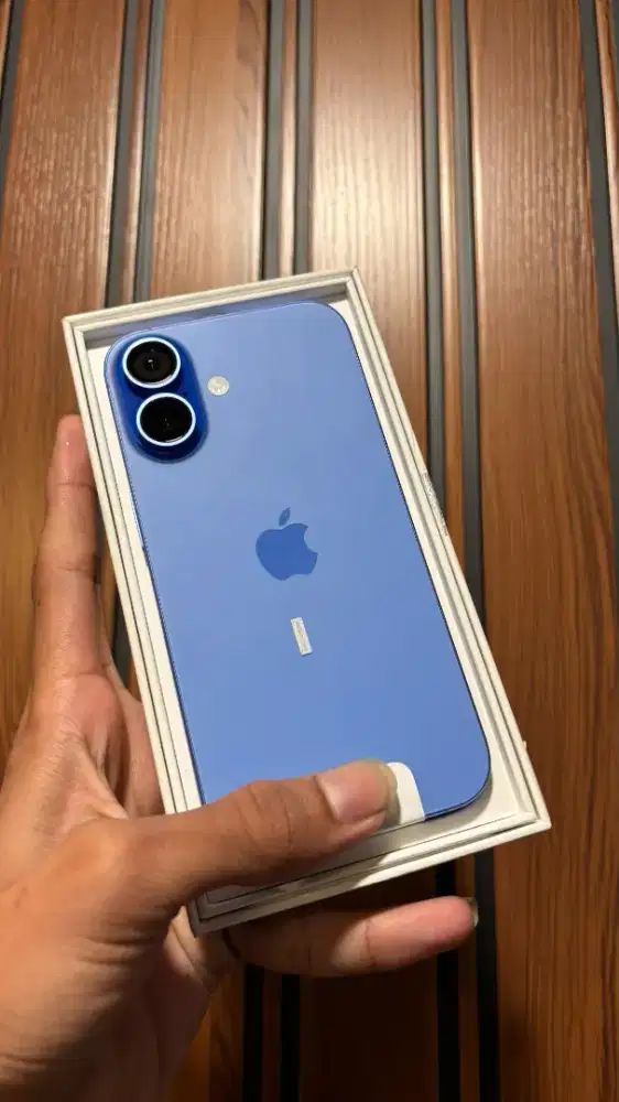 iPhone 16 basic ultramarine 128gb iBox