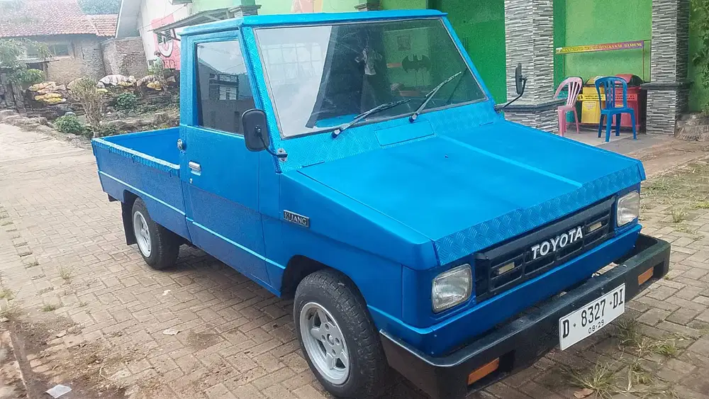 Toyota Kijang 1982 Bensin
