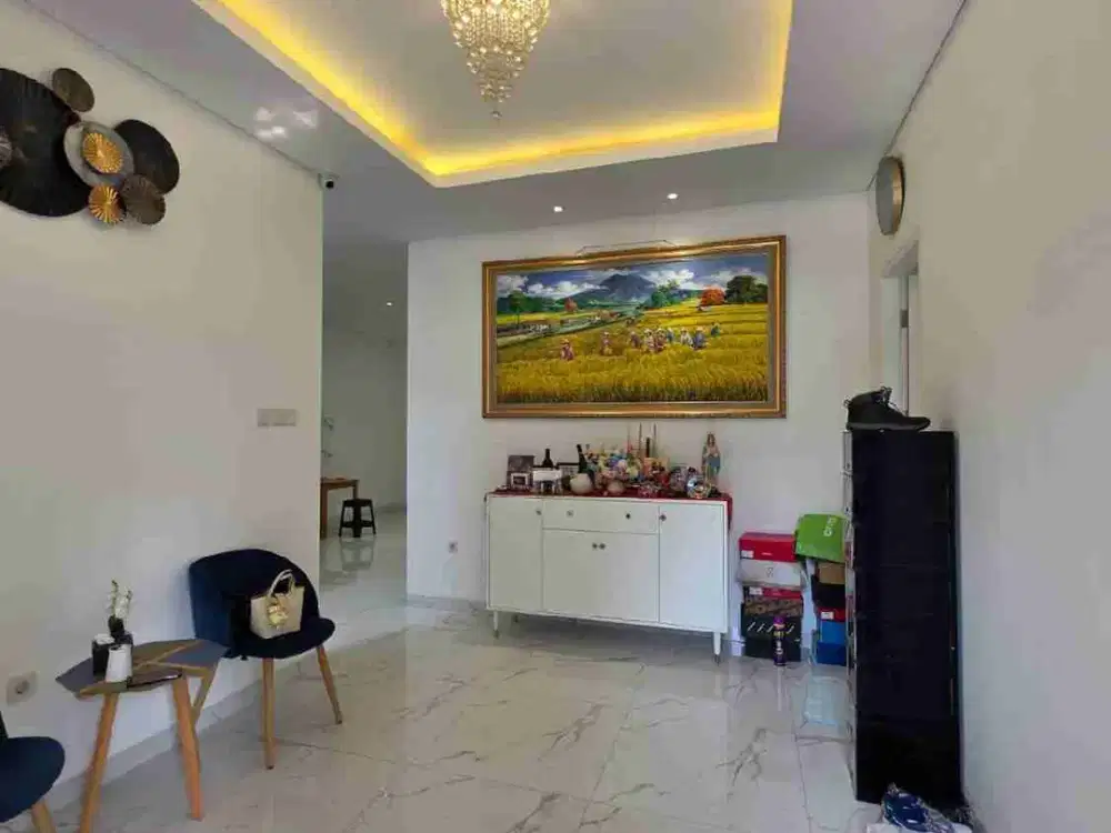 JUAL CEPAT! Rumah Semi Furnish dan Siap Huni Gading Serpong. Strategis Dekat Tol, Mall, Sekolah & RS