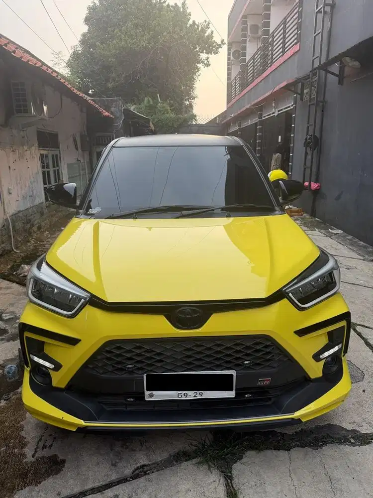 DIJUAL RAIZE 1.0 GR TURBO ONE TONE. MULUS CAKEP TINGGAL GAS