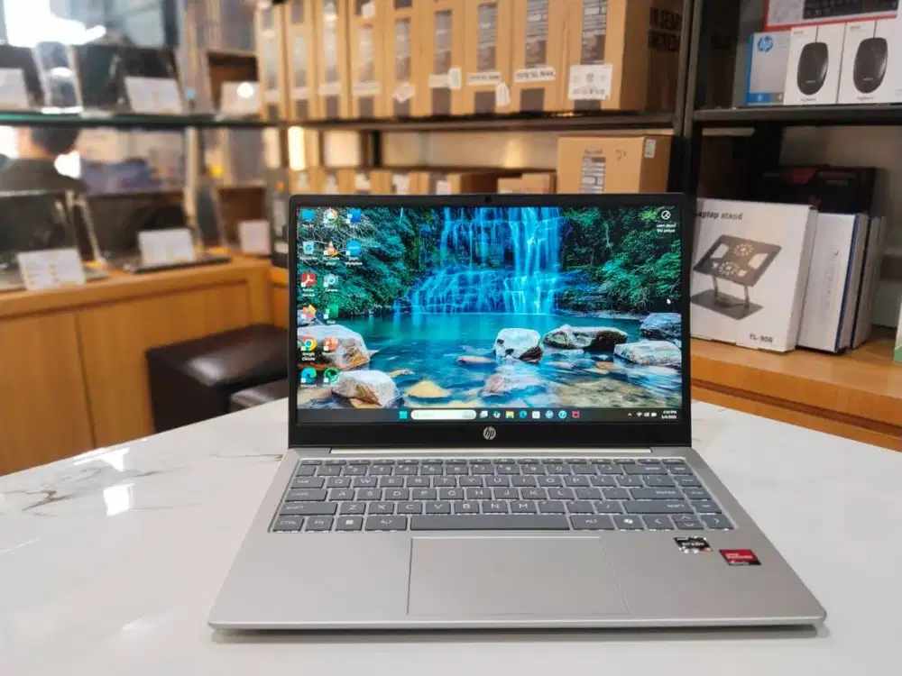 SALE! HP 14 EM321AU RYZEN 3-7320U/RAM 8GB/SSD512GB/14FHD/NO MINUS