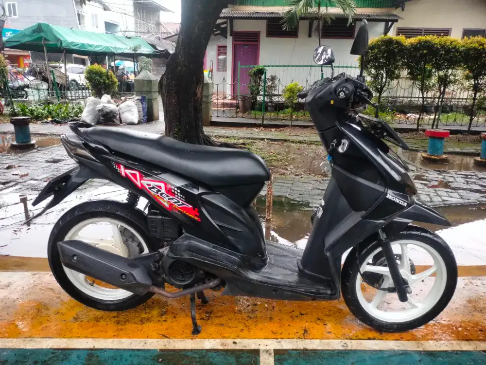 HONDA BEAT KARBU 2011 pajak panjang/B.dki