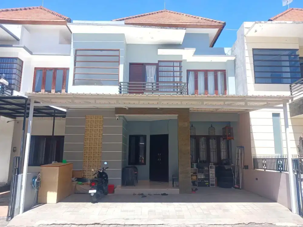 Jual Rumah 2 Lantai Bonus 160 Juta. Lokasi Di Kertadalem Mansion Sidakarya Denpasar Selatan, Kota Denpasar Bali. Dekat Ke Renon, Sesetan, Sanur Bali,