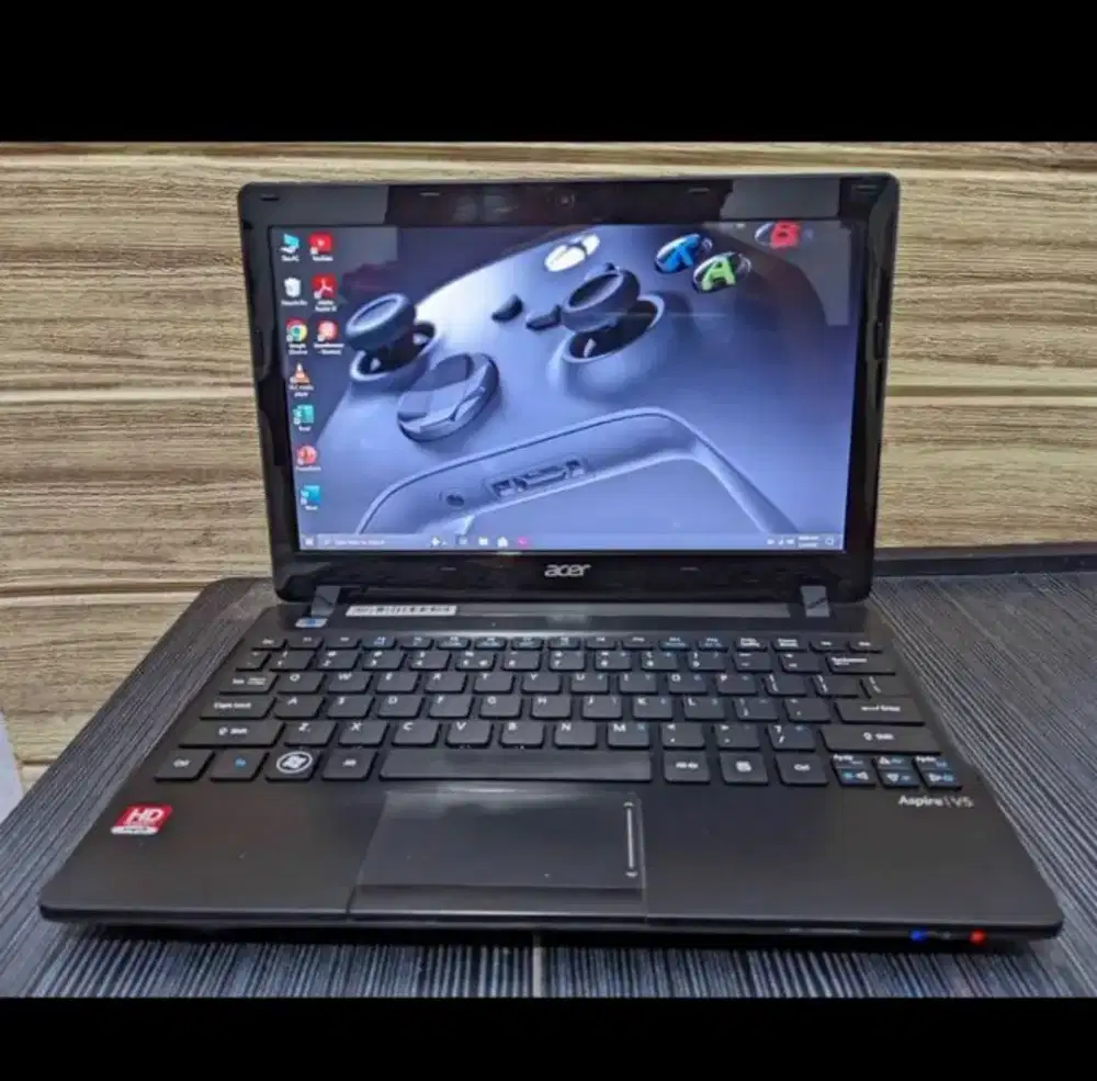 Acer Aspire V5 AMD C-70 RAM 4GB HDD 500GB COD Tanah baru, Depok