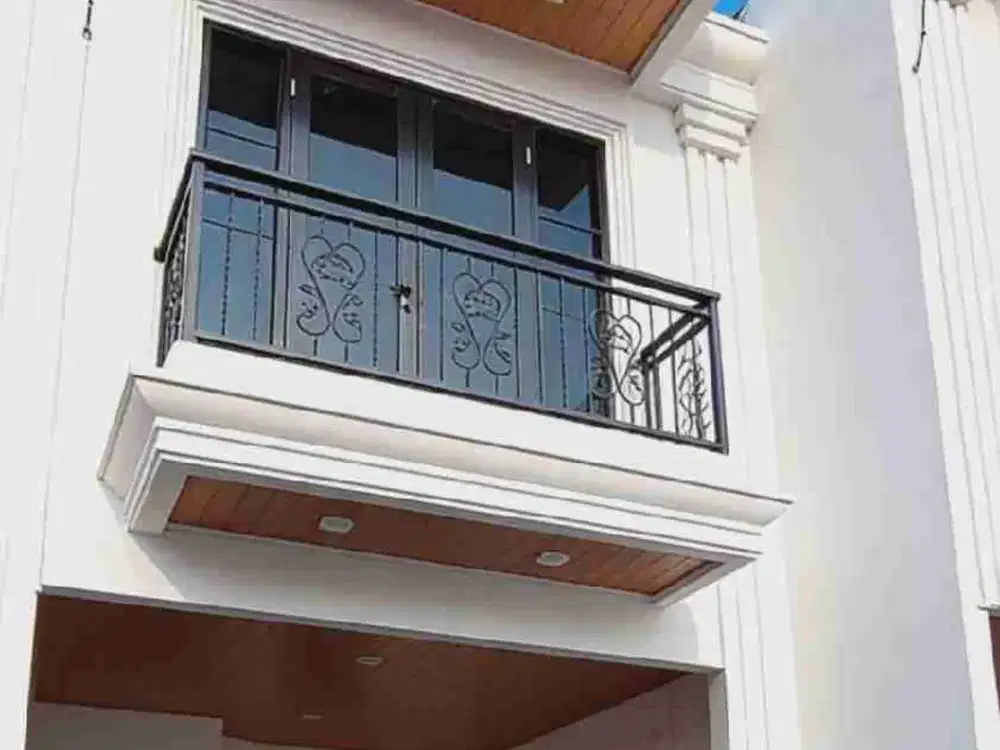 Di Jual Rumah Cantik dekat Antam Medika di Rawamangun Strategis