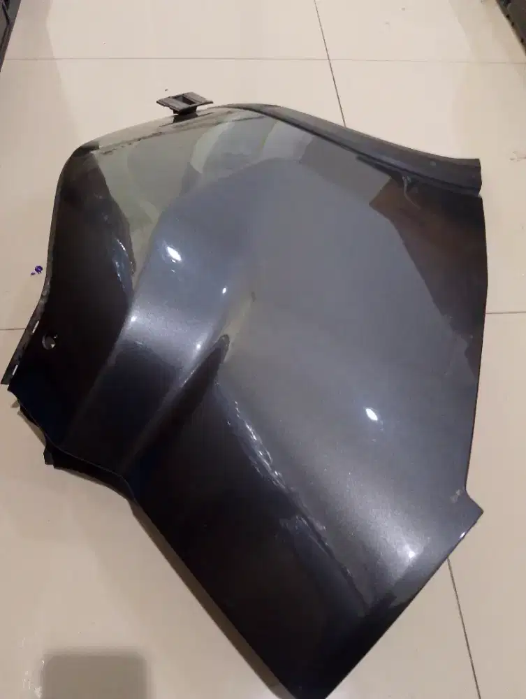 Body bemper belakang mobil Inova zenix