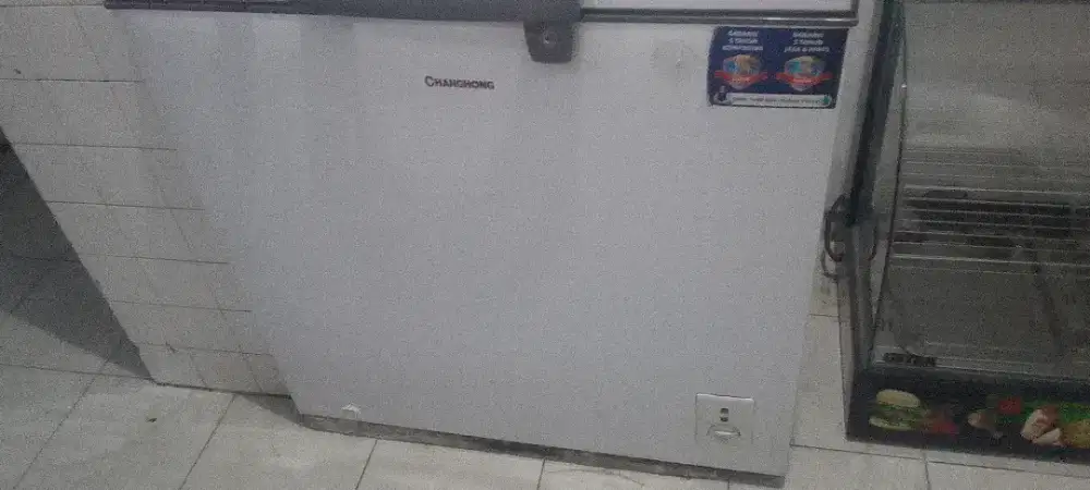 Dijual Freezer Changhong 200lt