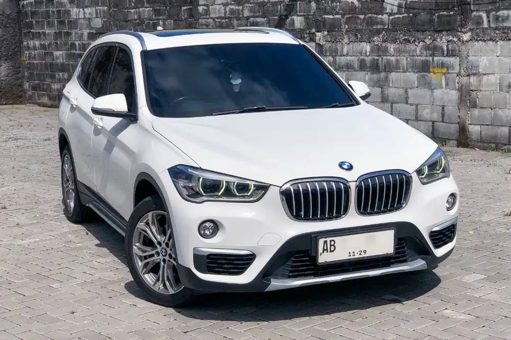 [LOKAL AB!] BMW X1 SDRIVE XLINE i8 1.5 A/T (WHITE)