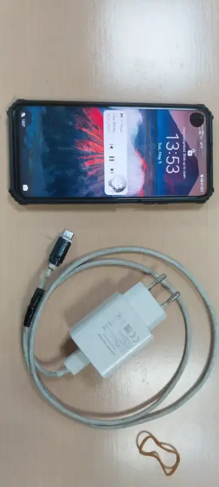 Huawei Nova 5T 8/128 mulus minus