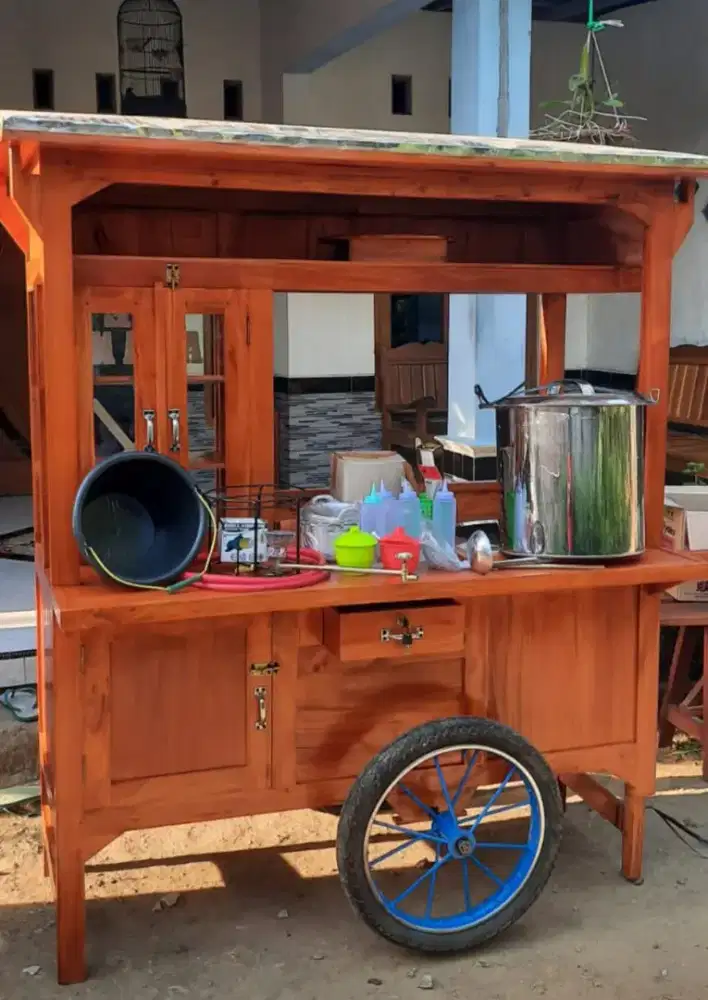 Dijual gerobak mie ayam baru