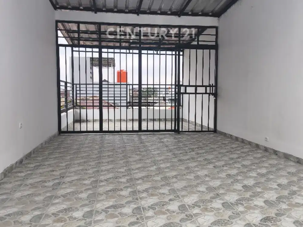 Rumah Sayap Pagarsih 3 Lantai Bagus Siap Huni