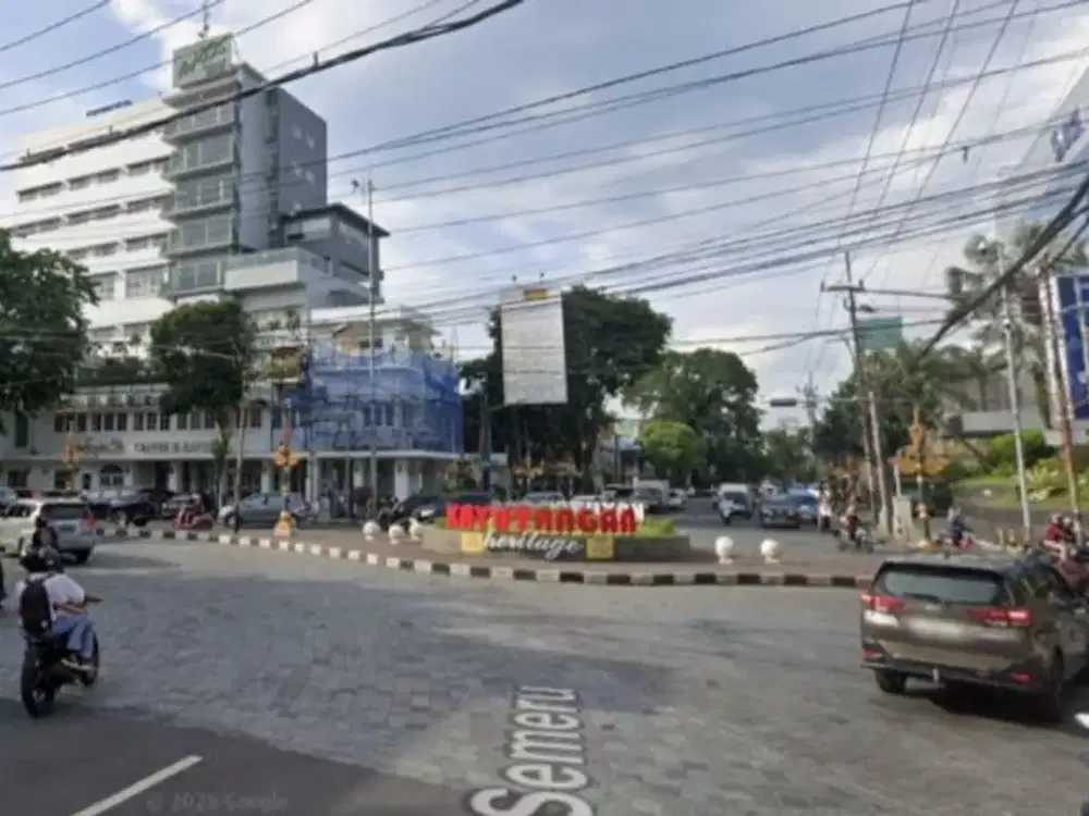 Tempat usaha di Kayutangan Heritage Malang