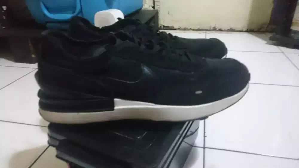 Sepatu Nike Waffle One size 42