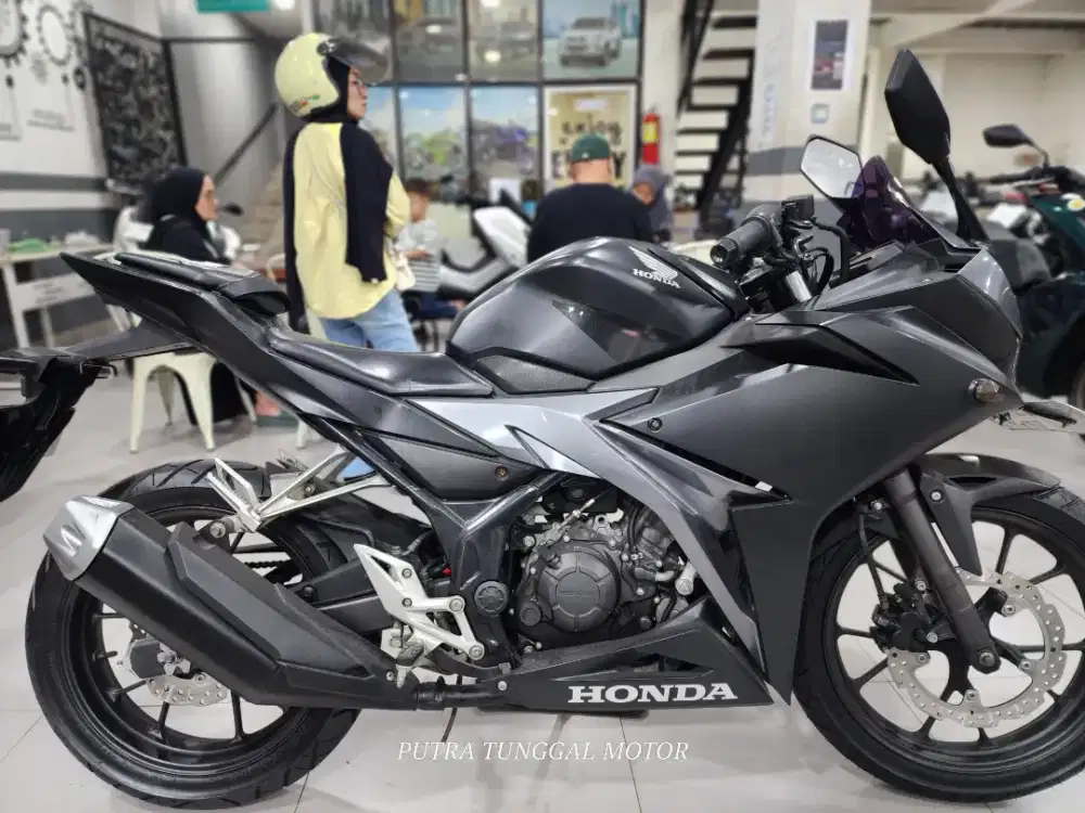 Honda CBR 150R 2019