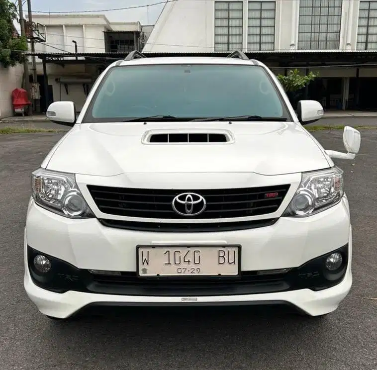 ISTIMEWAH LOW KM 64rb - FORTUNER DIESEL 2.5 G TRD VNT 2014 MANUAL GASS