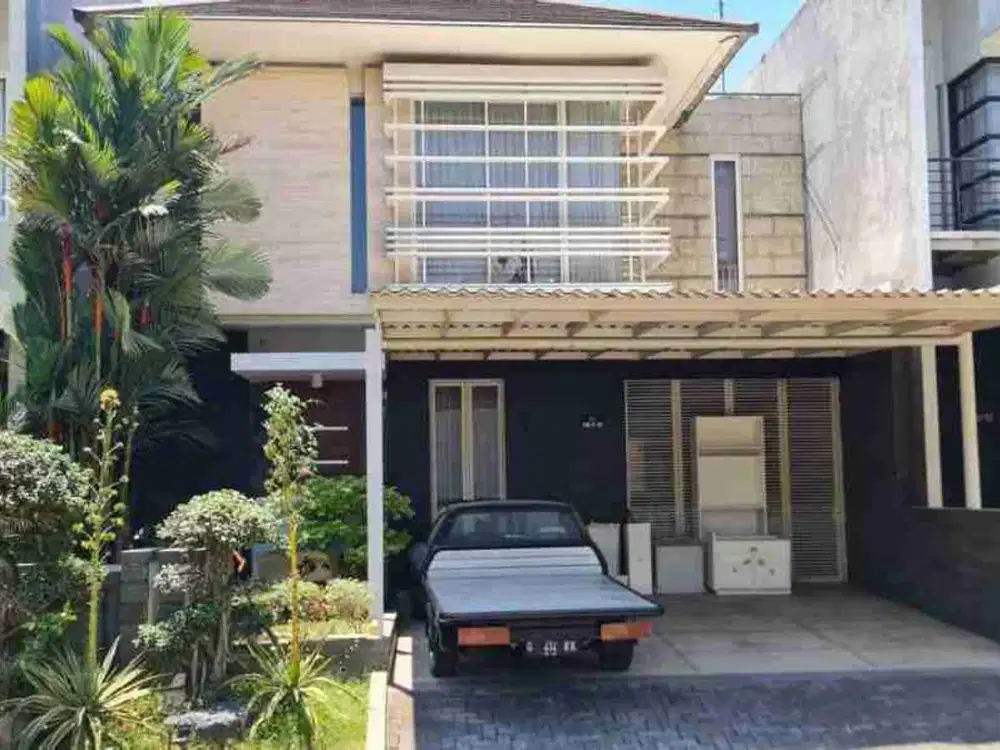 Jual Rumah Grand Eastwood Row 3 Mobil selatan