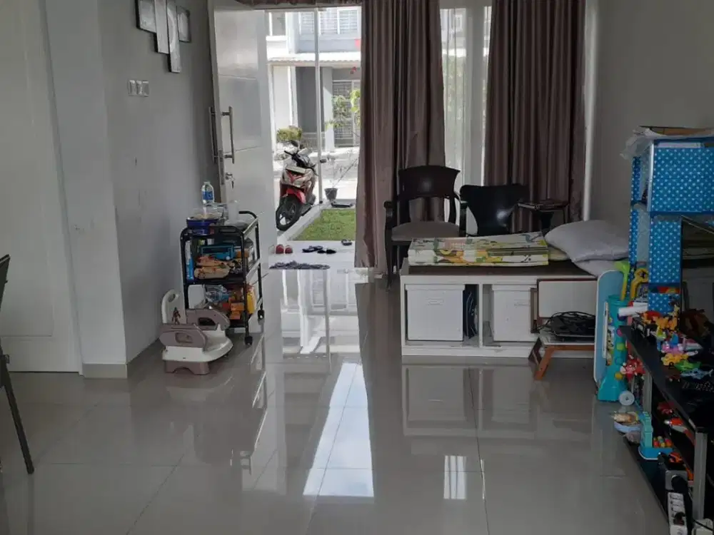 Dijual rumah di Metland Menteng, dalam cluster Cakung Jakarta Timur