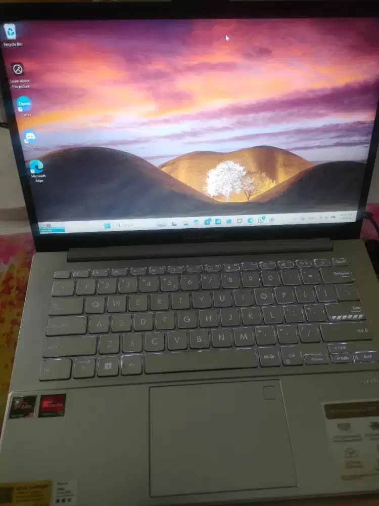 Laptop Asus Vivobook Go E1404FA
