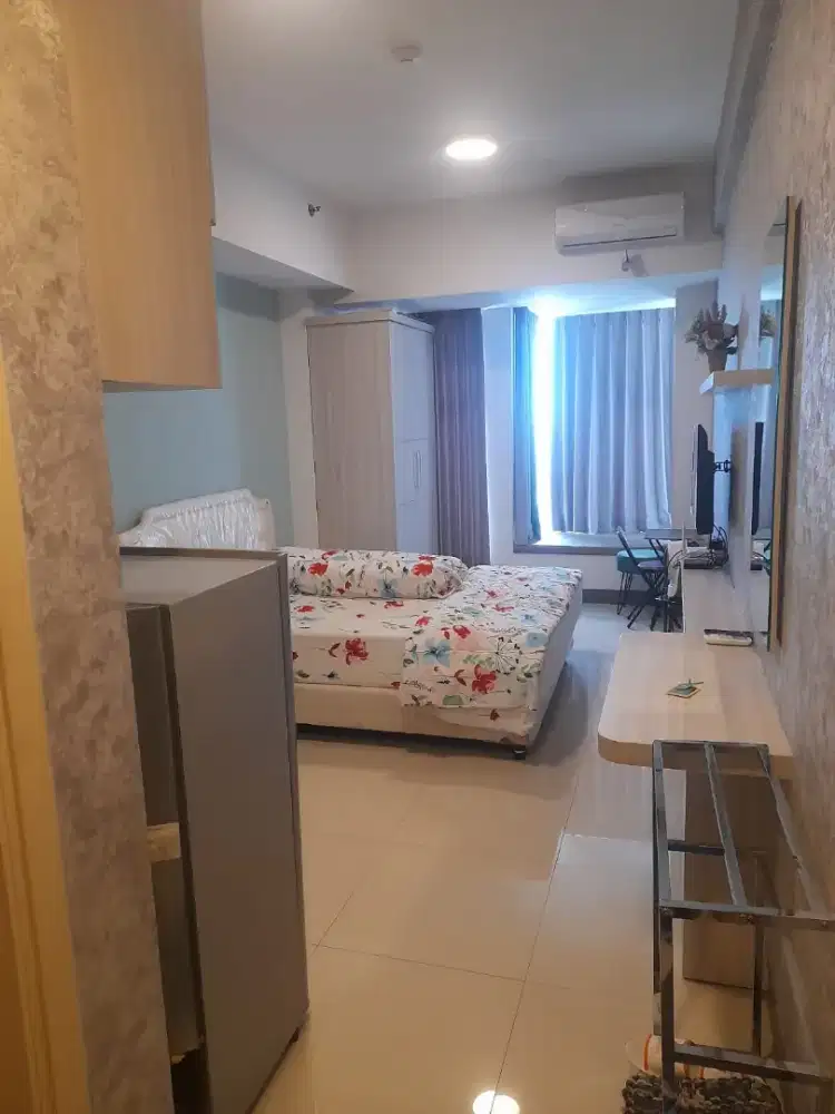 Disewakan Unit Studio Furnished Apartemen Benson, Surabaya
