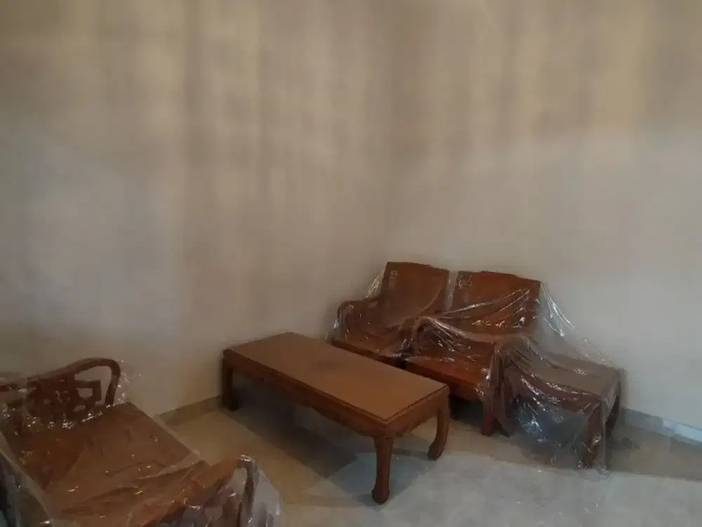 Rumah 2 Lantai Disewakan, di Denpasar Utara
