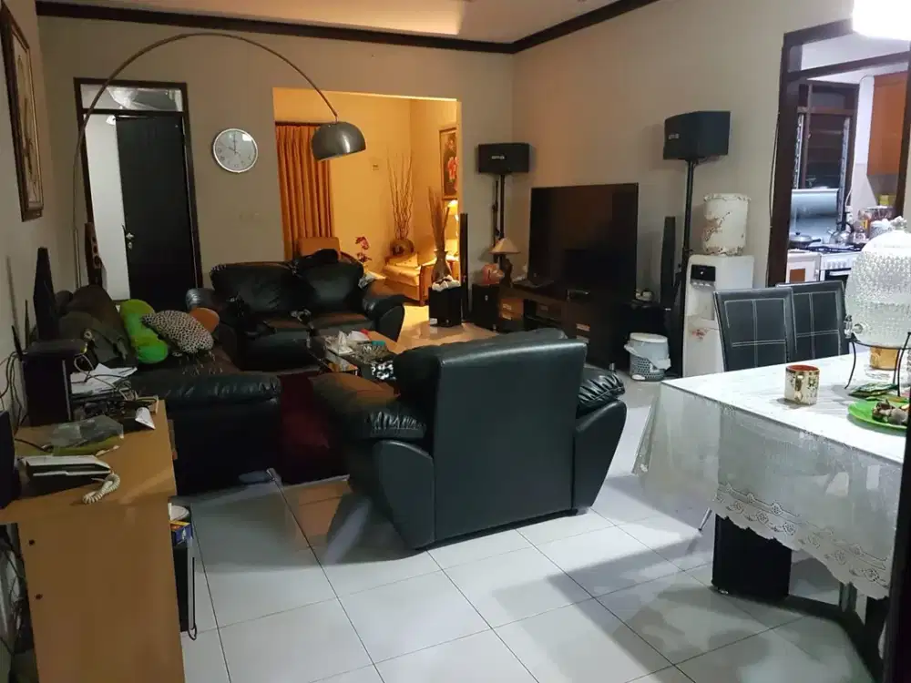 Rumah Bagus Sekali Full Furnished Tki 3 Tinggal Bawa Koper