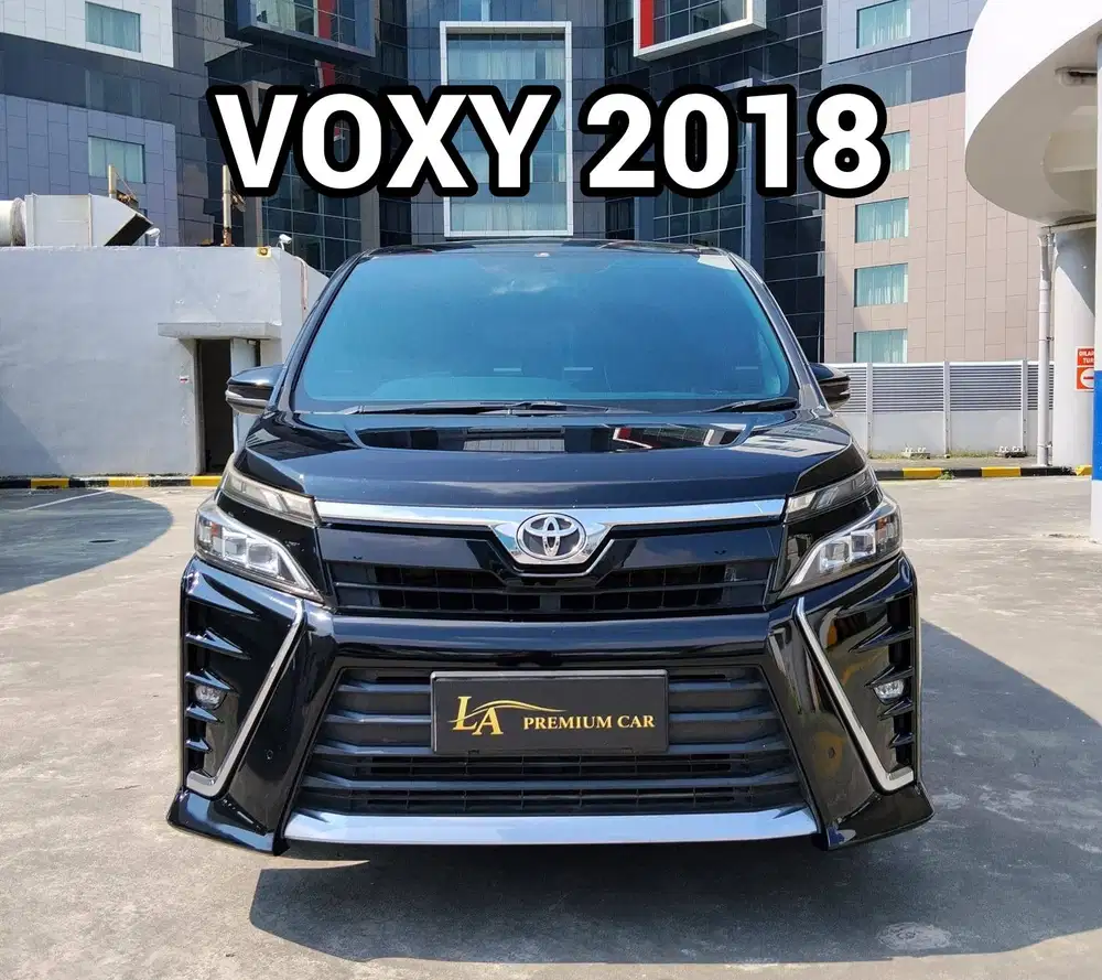 Toyota Voxy 2.0 A/T NIK 2018 DP MURAH !!!