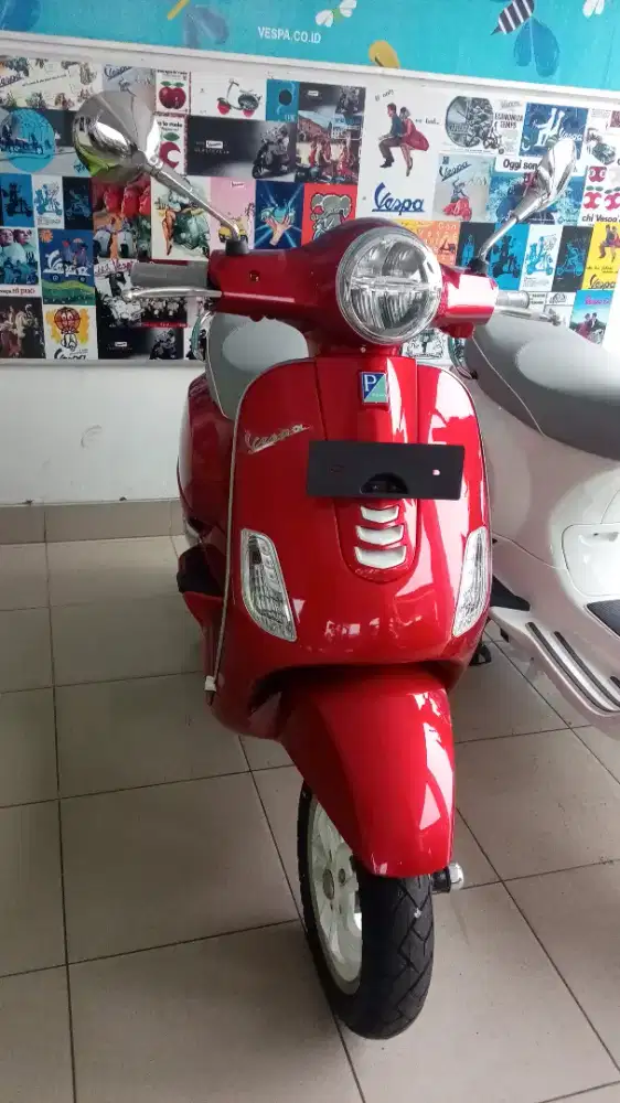 New vespa lx150