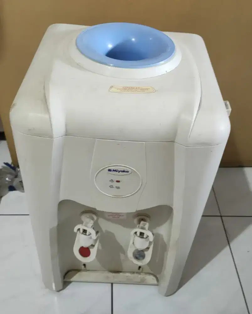 Dispenser panas-normal