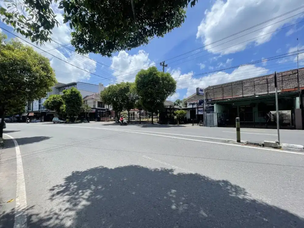 Dijual tanah bonus rumah lokasi cokroaminoto 4 menit ke malioboro yogyakarta