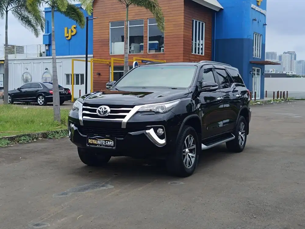 Toyota Fortuner VRZ 2.4 AT 2016 TANGAN PERTAMA SERVICE RECORD