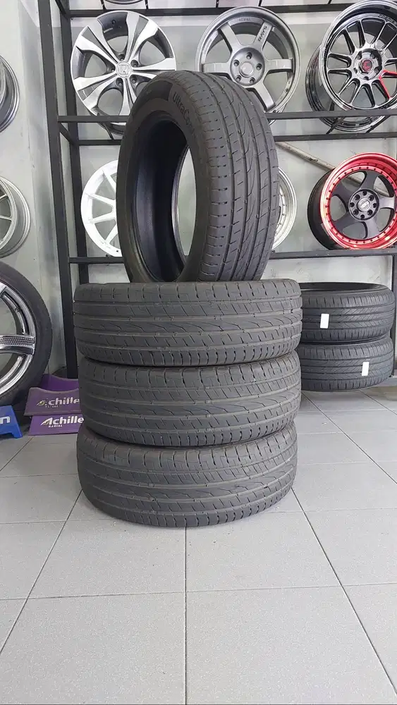 Ban (2nd) Continental UC6 SUV. 225/60/18. Utk CRV, X-Trail, Rush, dll