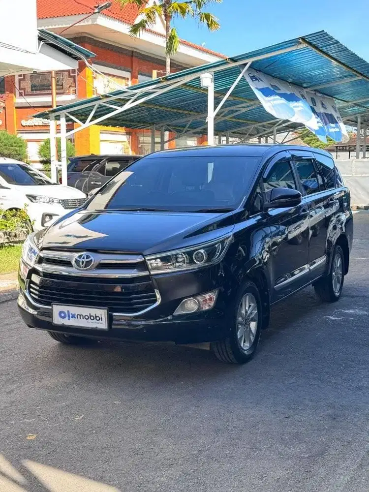 Toyota Kijang Innova 2.0 V Bensin MT 2020 Hitam