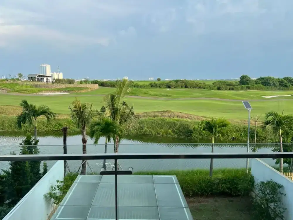 Disewa Rumah Cluster The Chopin Signature PIK 3Lt Furnished Uk 10x35 m2 View golf at Jakarta Utara