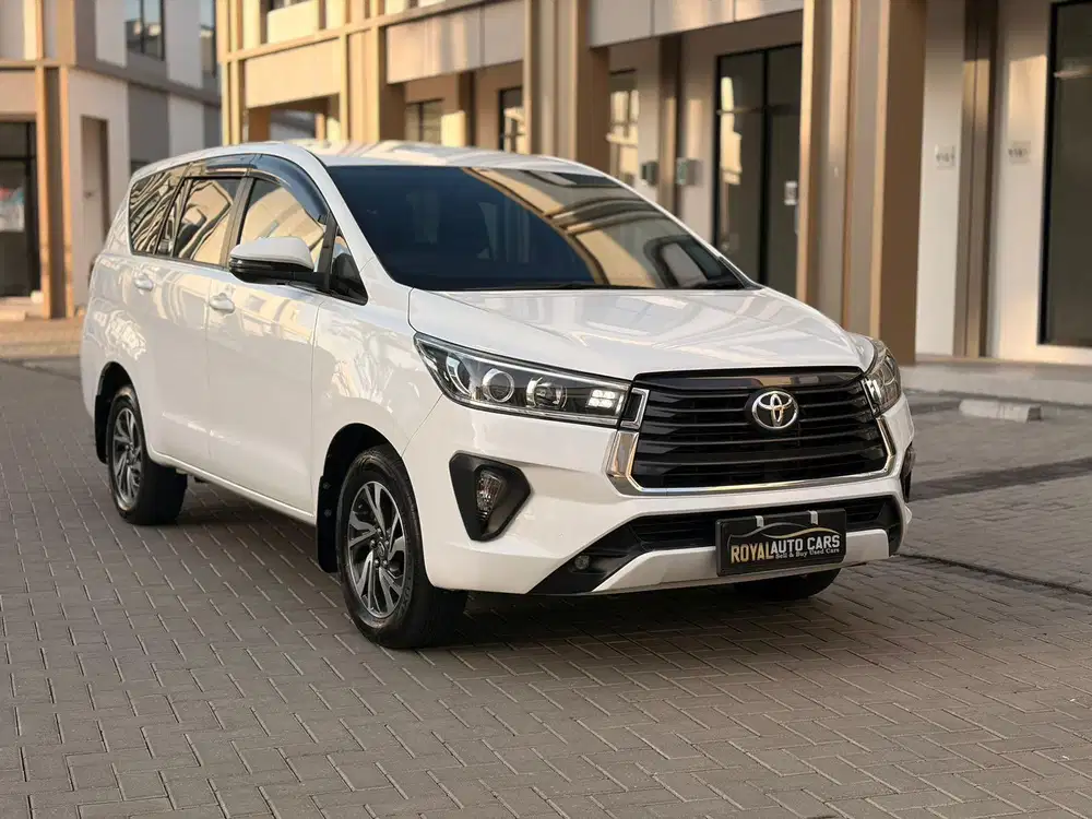 Toyota Kijang Innova Reborn 2.4 V AT 2021 TANGAN PERTAMA SERVICE REC