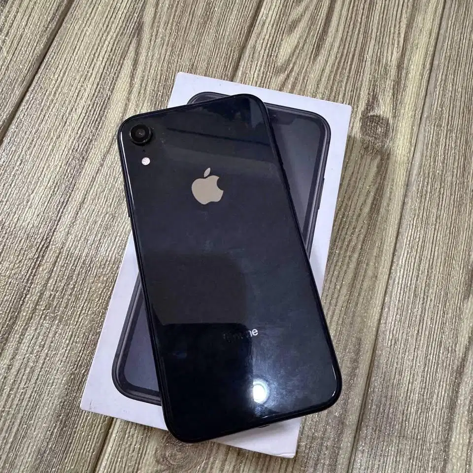 iPhone XR 64GB Garansi Ex iBox Battery Health 100% Mulus