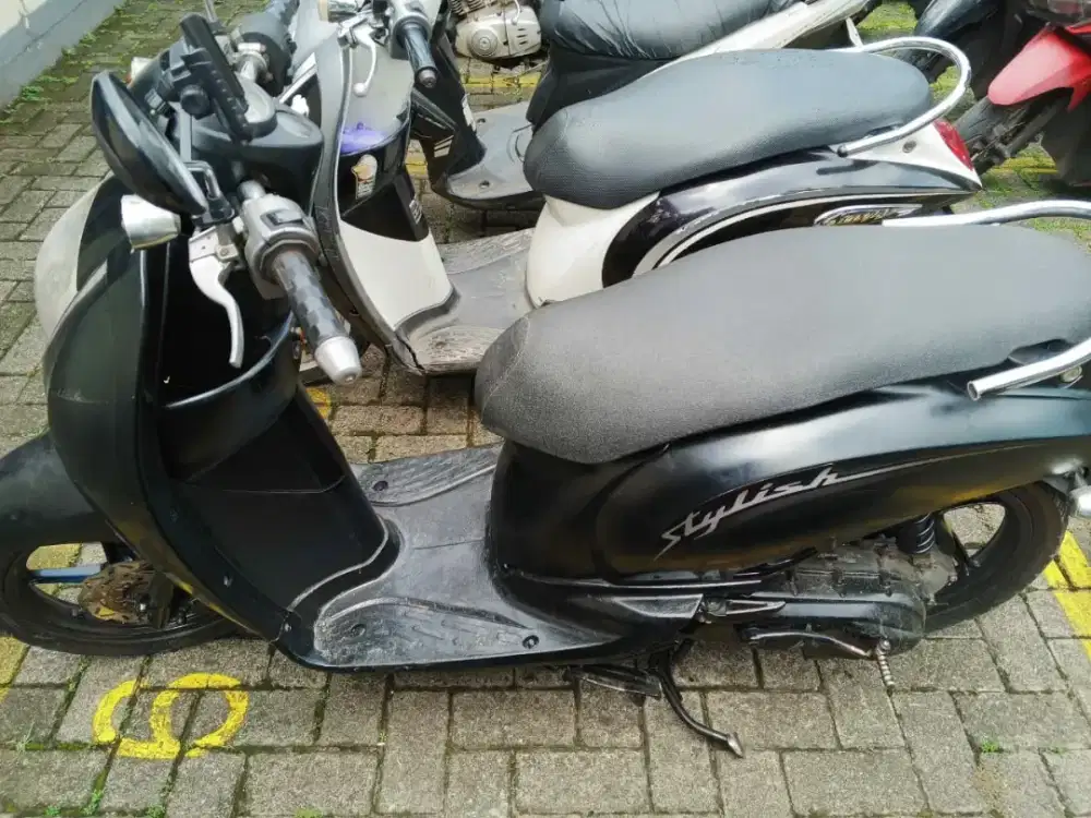 Dijual honda scoopy