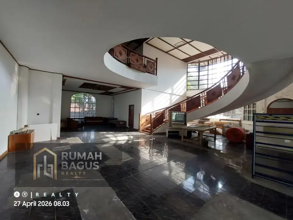 DIJUAL RUMAH HANYA HITUNG TANAH PUSAT KOTA AREA PRIME Ir. H Djuanda DAGO Akses Mudah ke TOL PASTEUR Bandung