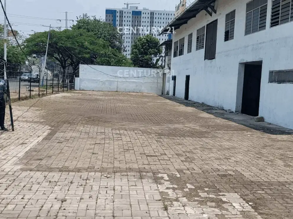 Gudang 2 Lantai Lokasi Strategis Di Ring Road Jakarta Barat