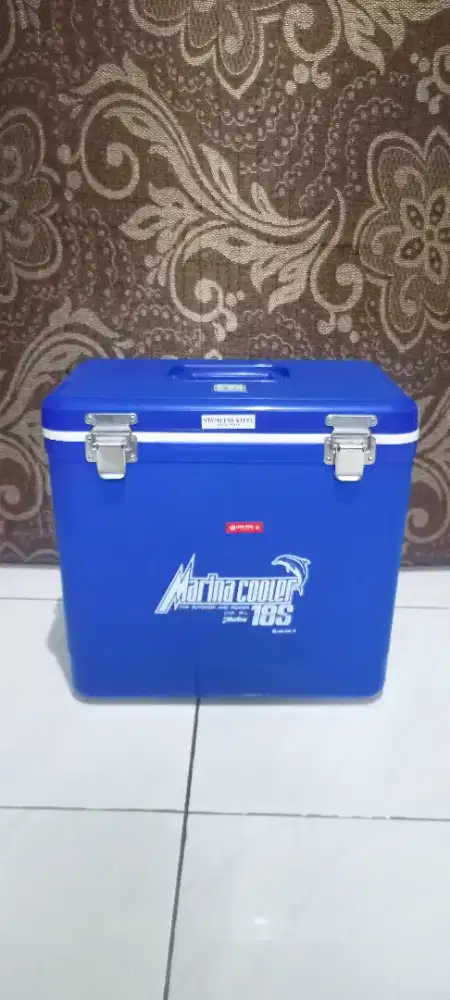 Kotak pendingin Lion star