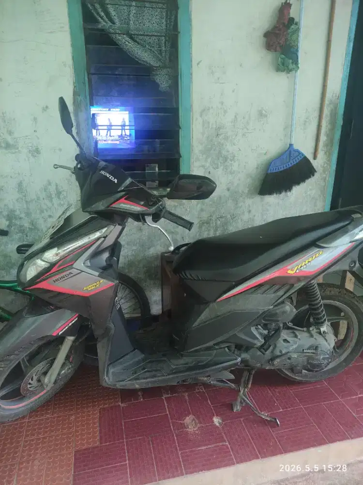HONDA VARIO CBS bekas